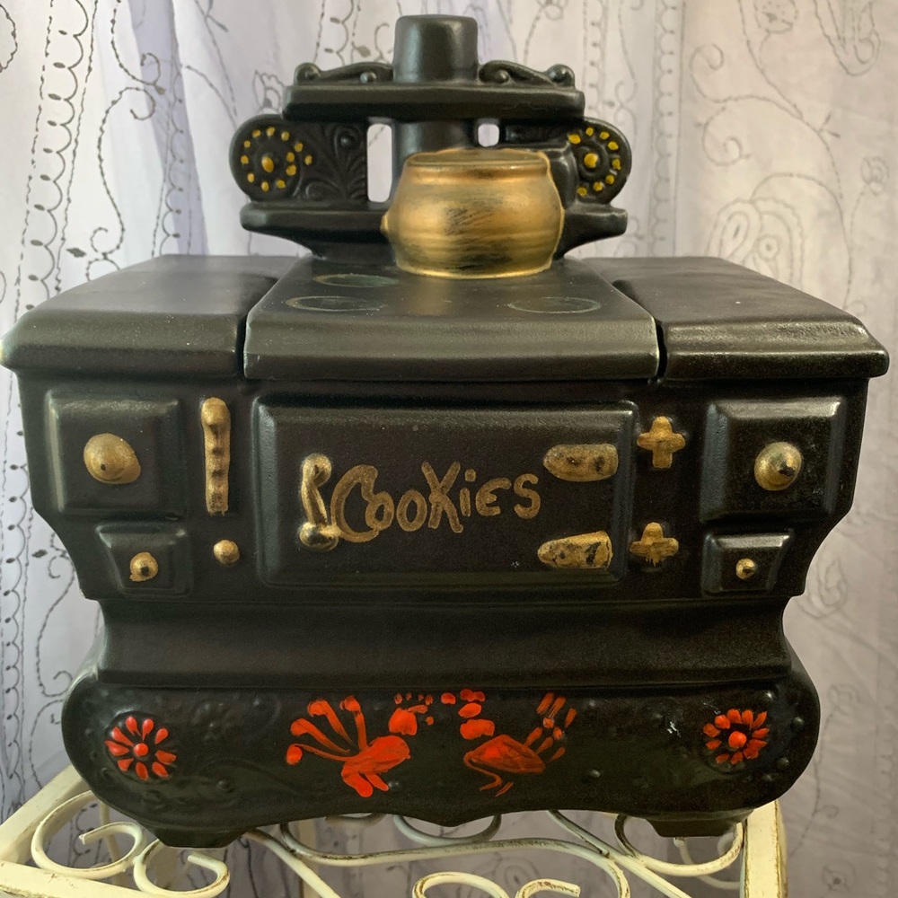 Vintage McCoy China Cookie Jar China Cast Iron Stove Replica Smoke Stack Lid